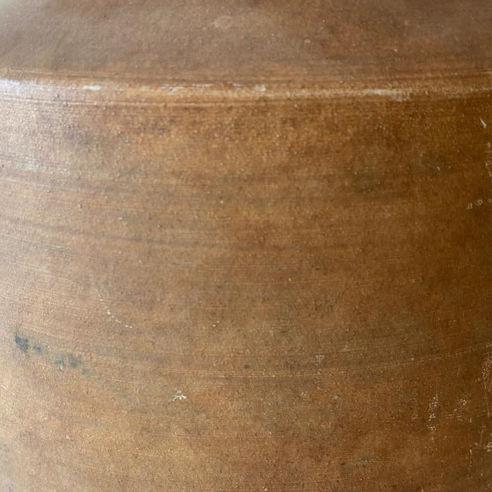 BURNT UMBER VASE