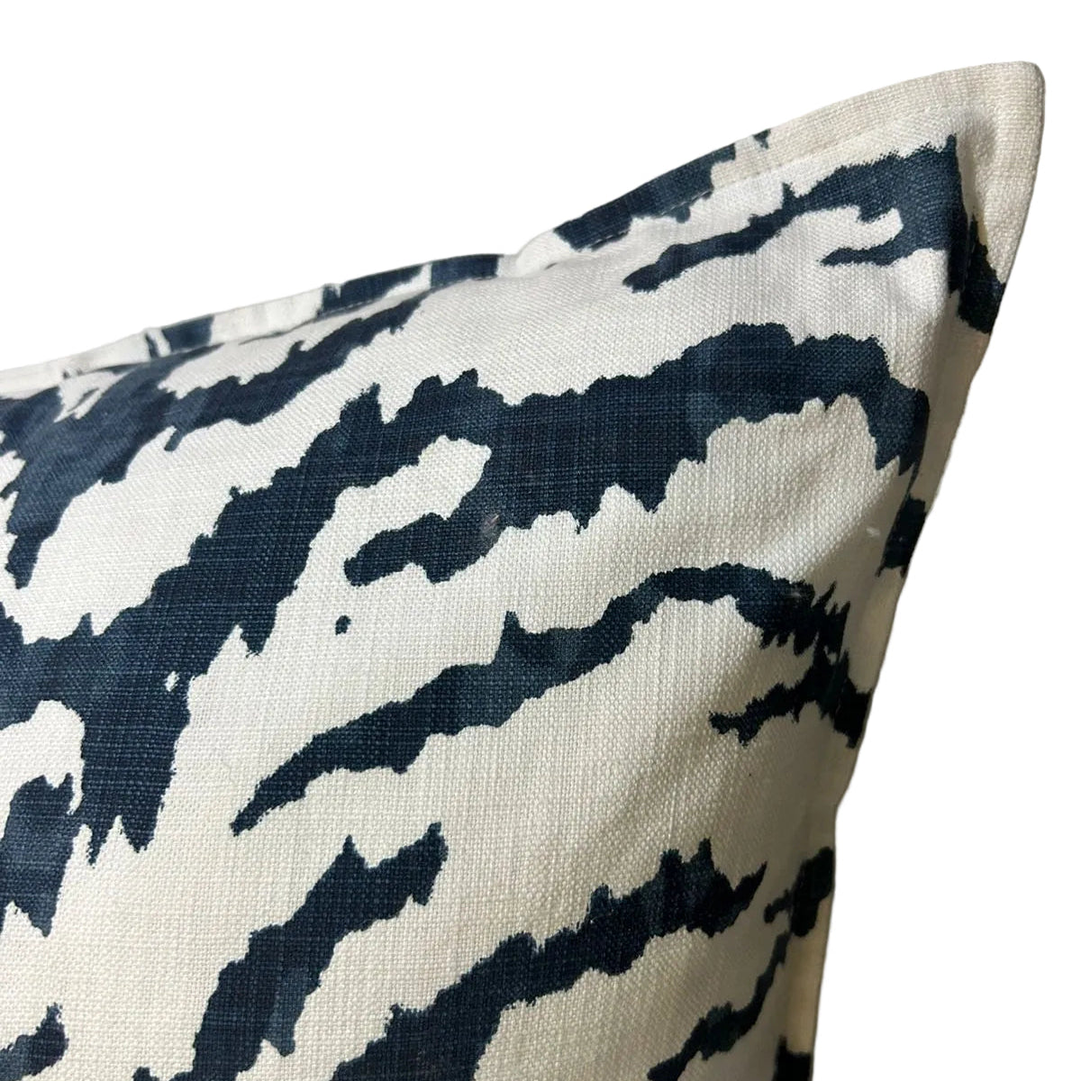 TESSA PROUDFOOT INDIGO SCATTER CUSHION INCLUDING INNER