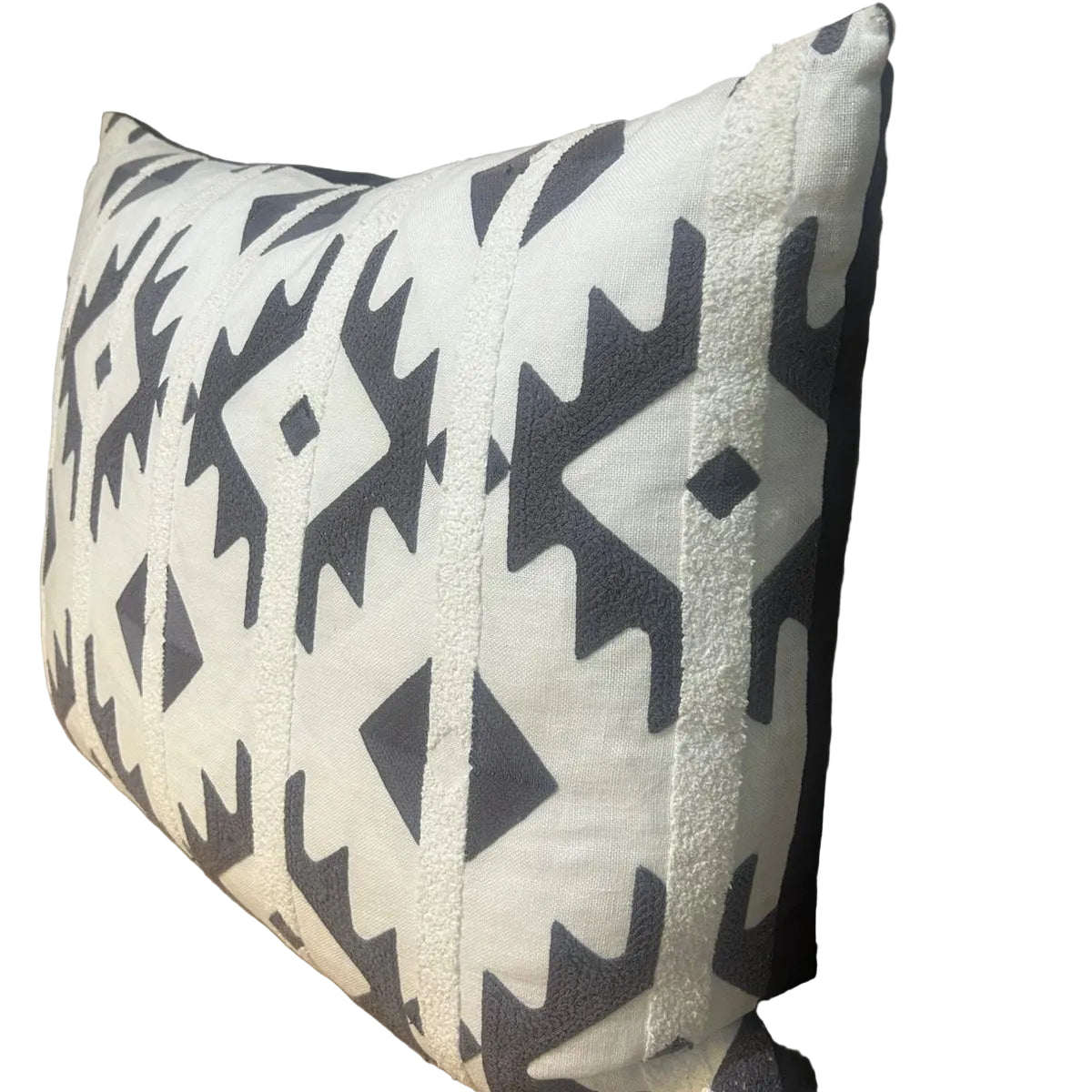 GEOMETRIC OBLONG SCATTER CUSHION INCLUDING INNER