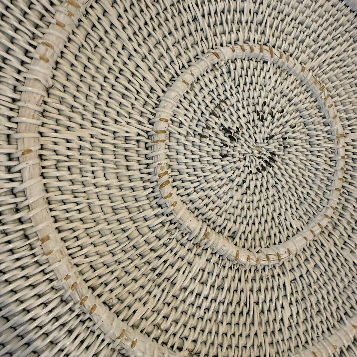 MAKENGE WALL BASKET WHITE