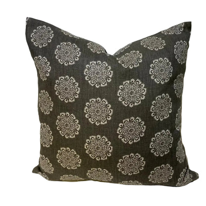 Decorative pillow with a black and white pattern