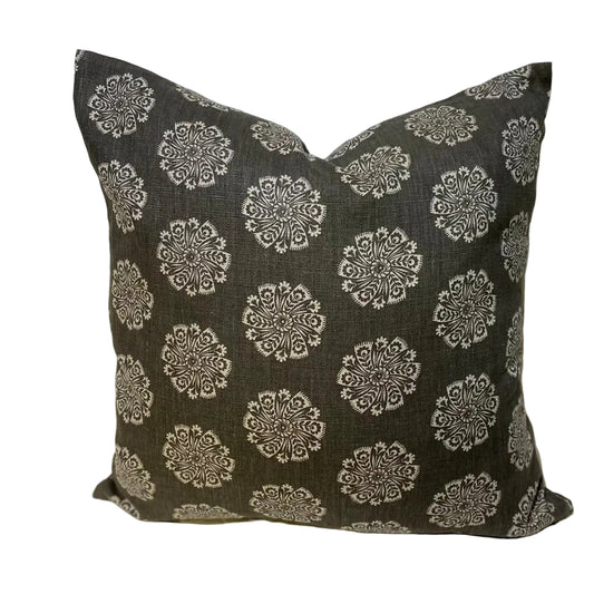 Decorative pillow with a black and white pattern