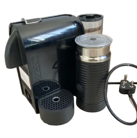 NESPRESSO COFFEE MACHINE UMILK D55