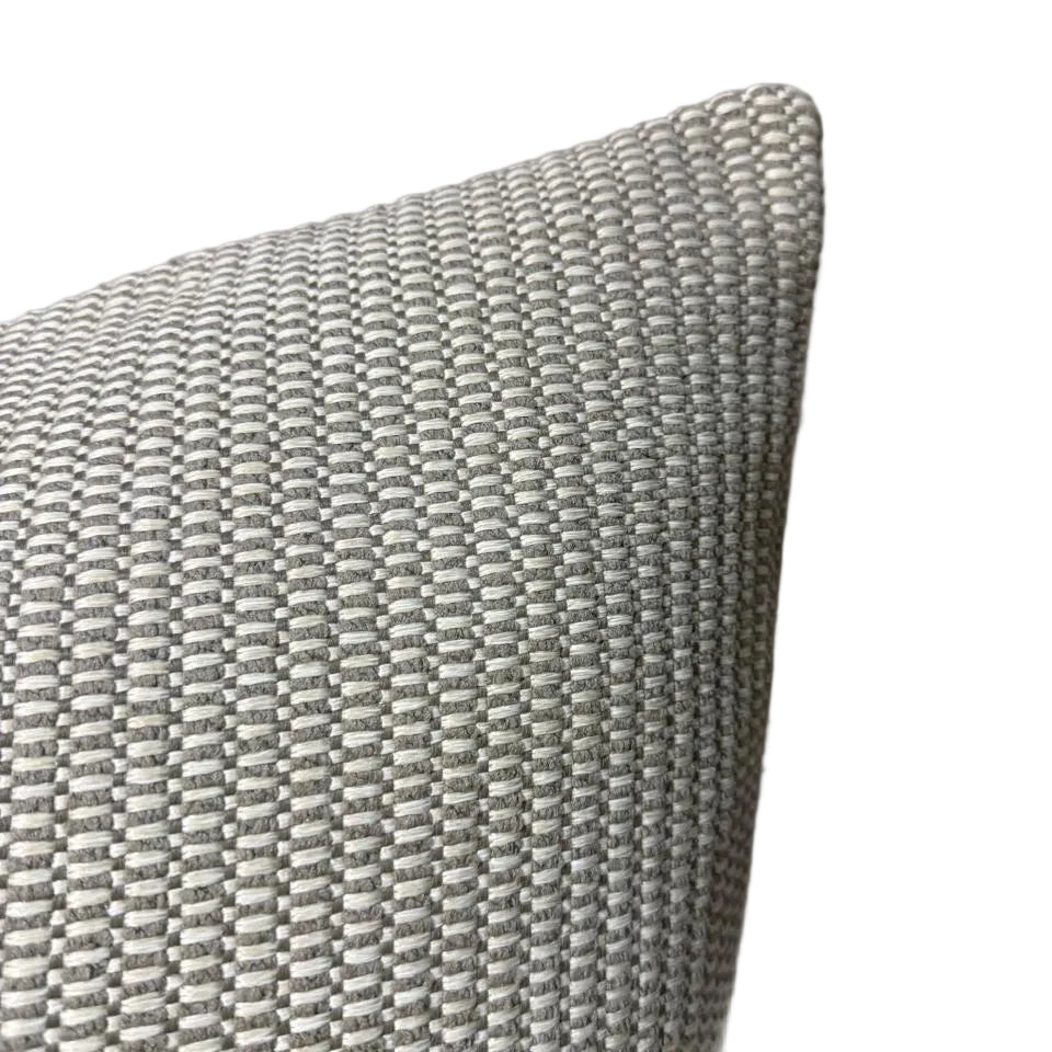 TIMELESS TAUPE COVER