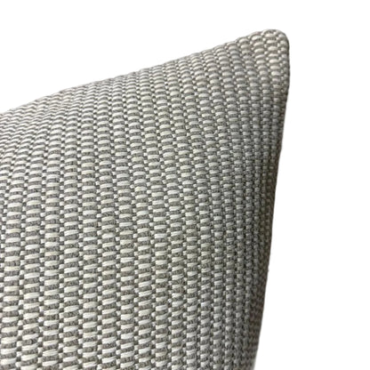 TIMELESS TAUPE COVER