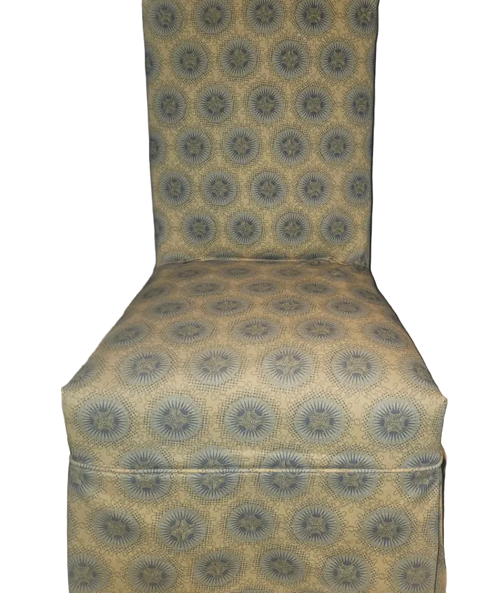 Chair with patterned fabric slipcover