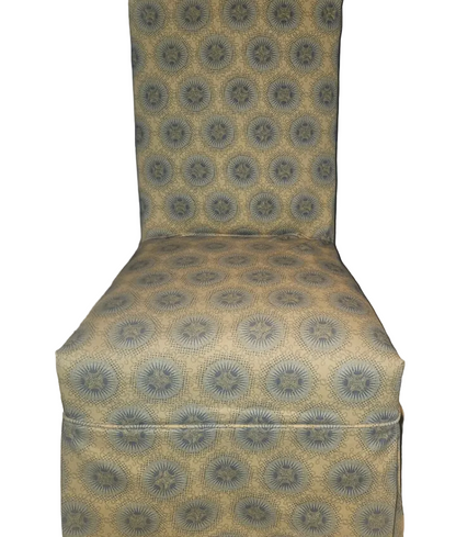 Chair with patterned fabric slipcover